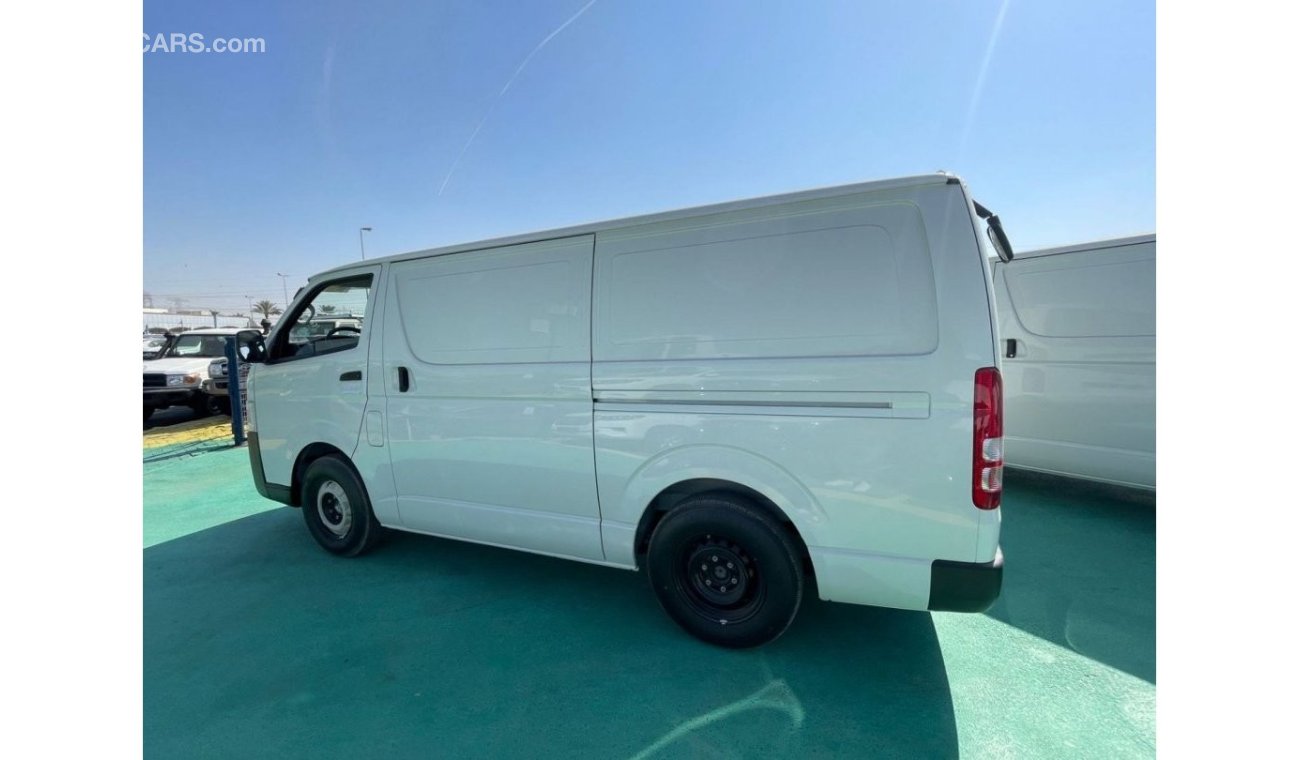 تويوتا هاياس Toyota HiAce cargo buddy  // 2.7 engine //  model 2023