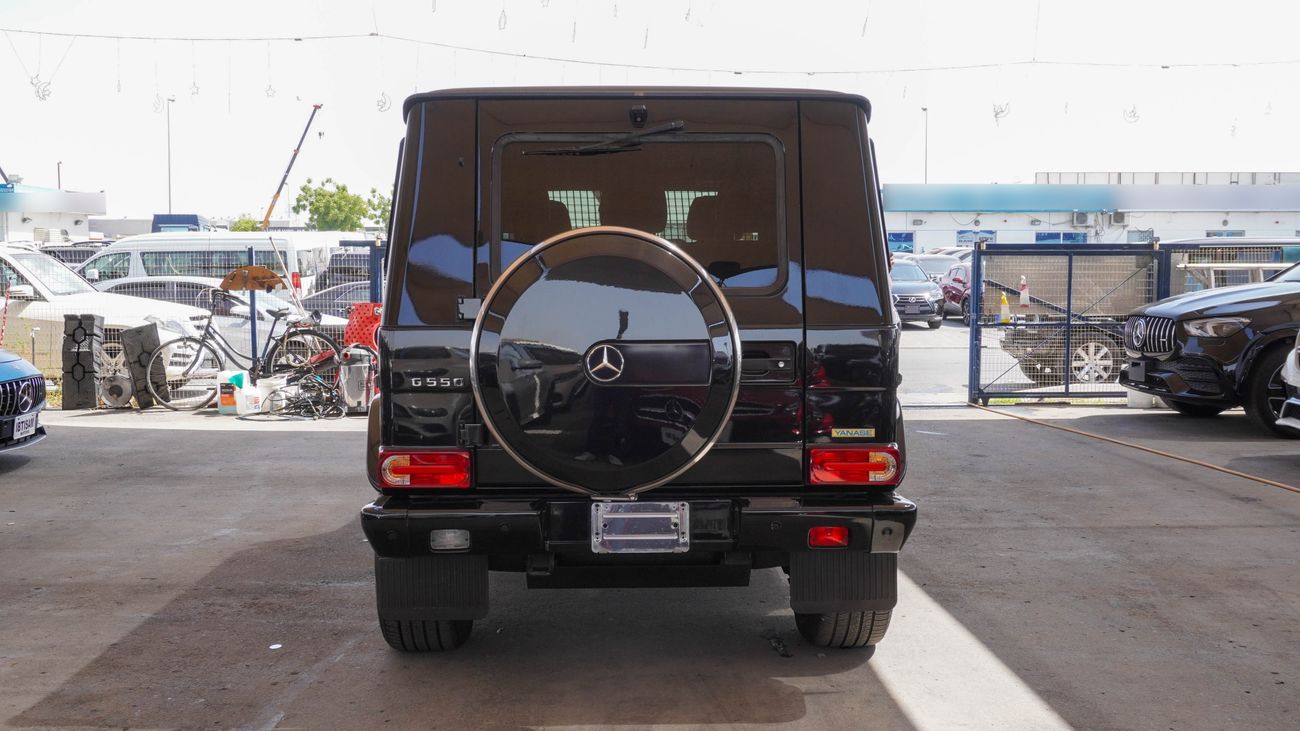 Mercedes-Benz G 550