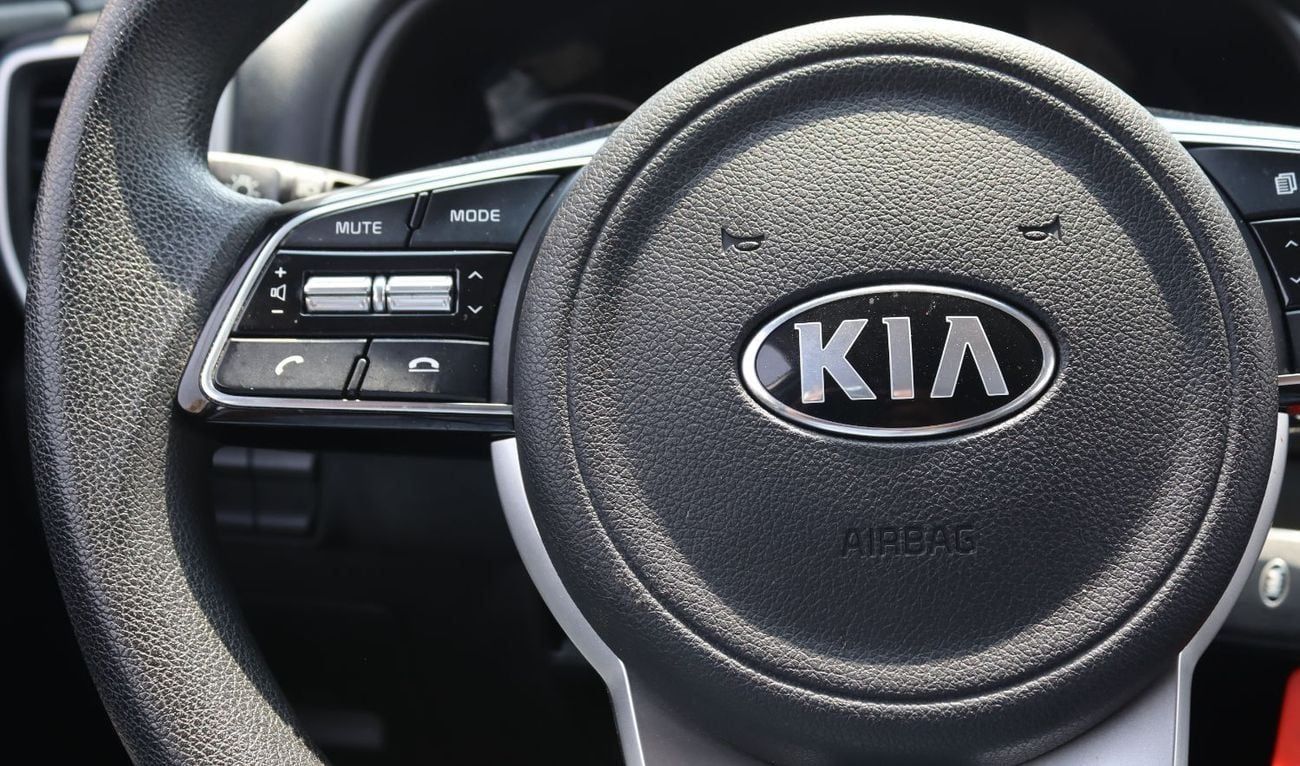 Kia Sportage EX 1.6L (174 HP) Kia Sportage - 2020 - GCC - Accident-Free - 1.6L  - Low Mileage - Excellent Conditi