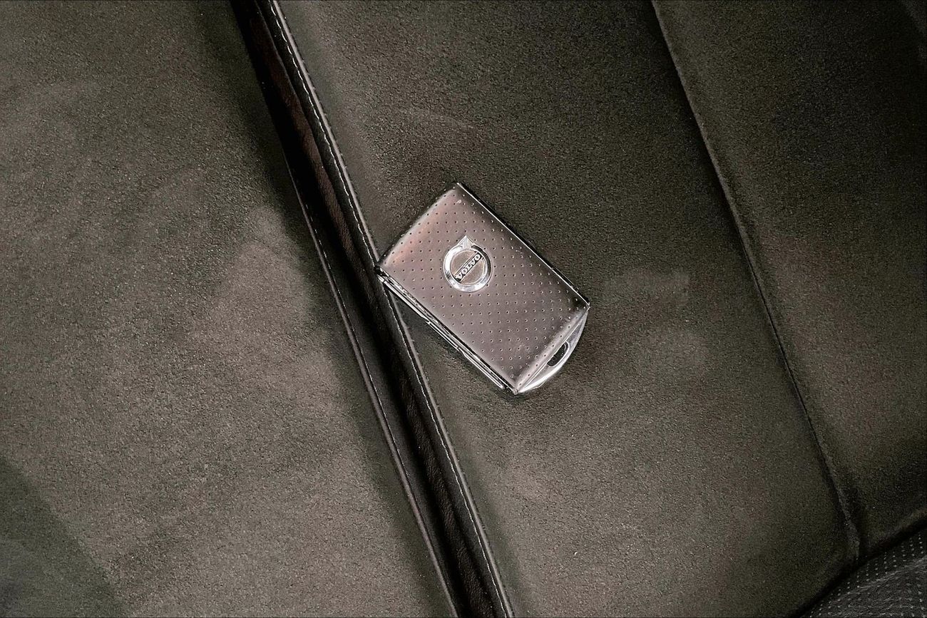 فولفو XC 90 T6 R Design | National Day Celebration | شامل الضمان | 0 ﺪﻔﻋﺓ ﺃﻮﻟﻯ