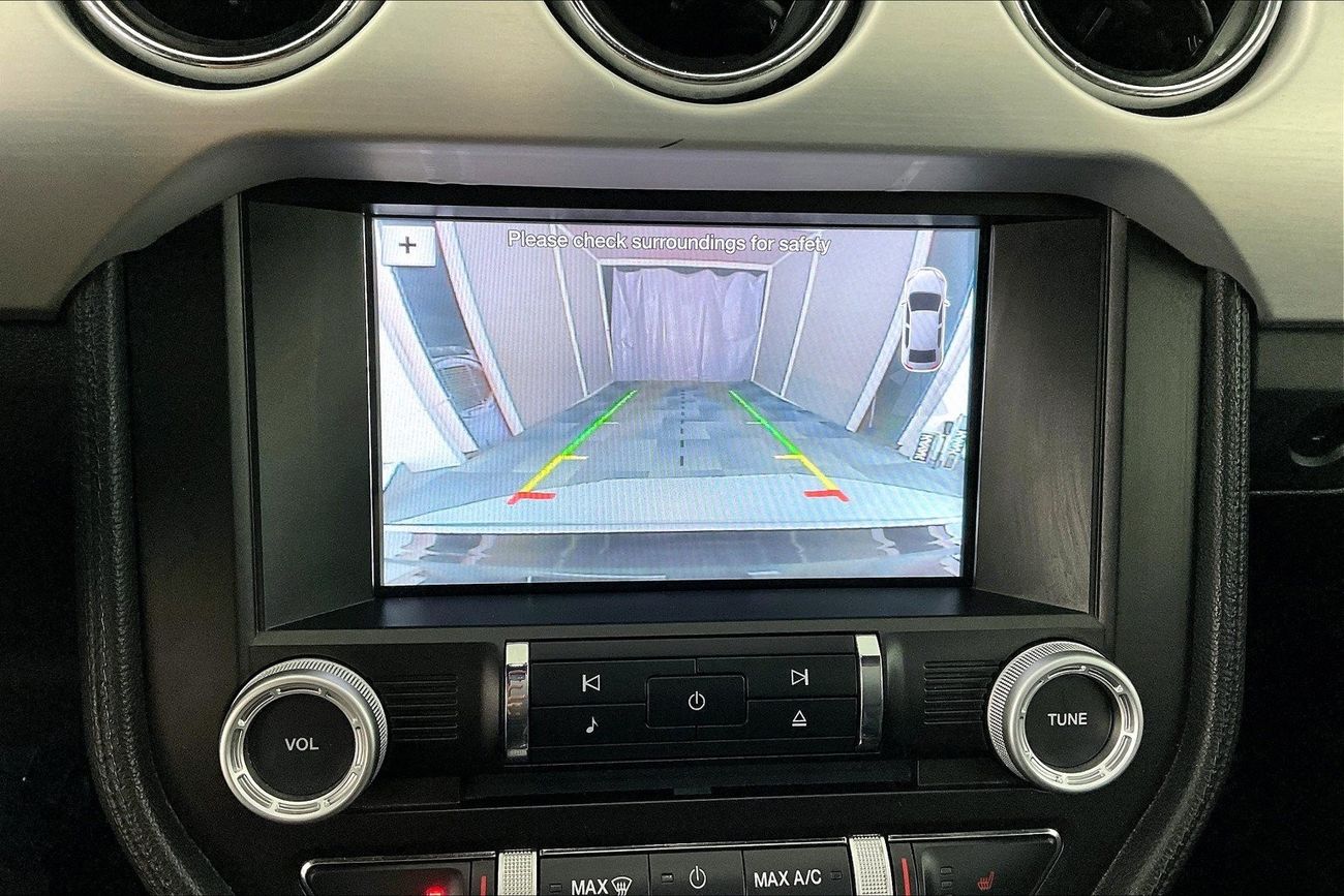 تويوتا CHR VX | عرض العيد الحصري | خالية من أضرار الفيضانات