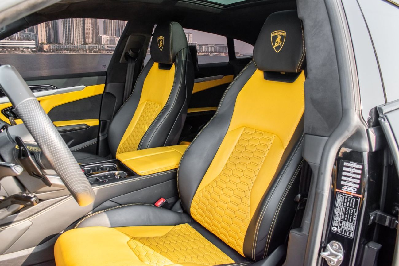 Lamborghini Urus STD 4.0T V8 12500M/P WITH 0% DOWNPAYMENT URUS 2021 GCC FULLY LOADED