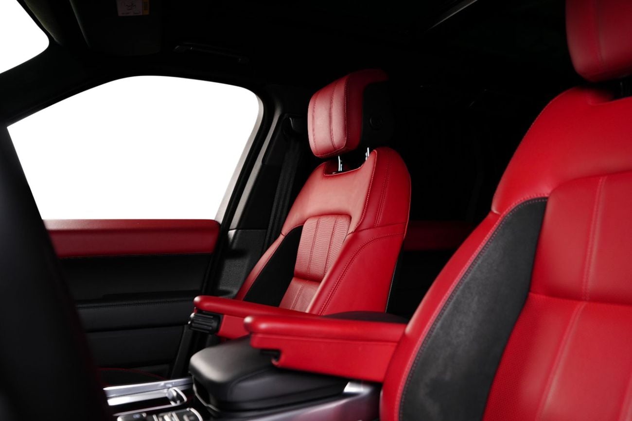 Land Rover Range Rover Sport HSE Dynamic 3.0L GCC-Al Tayer Service History-22Inch Rims-Red Brake Callipers