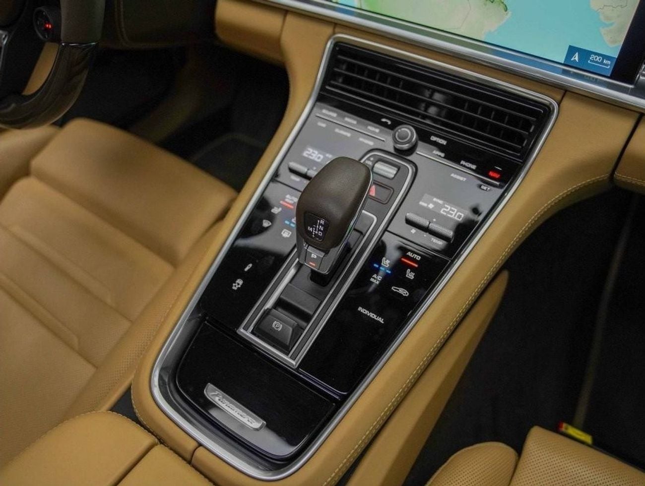 بورش باناميرا PANAMERA TURBO S E-HYBRID EXECUTIVE -SPORT EXHAUST- SPORT DESIGN PACKAGE -REAR SEAT ENTERTAINMENT
