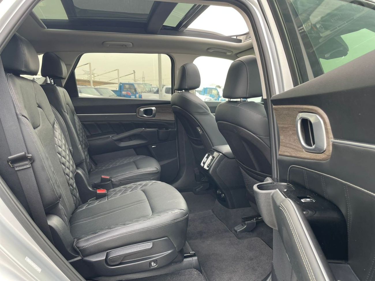 Kia Sorento *Offer*2021 Kia Sorento X-Line Prestige Full Option Panoramic -360* 5 CAM-V4 -4x4 -7 Seater UAE PASS