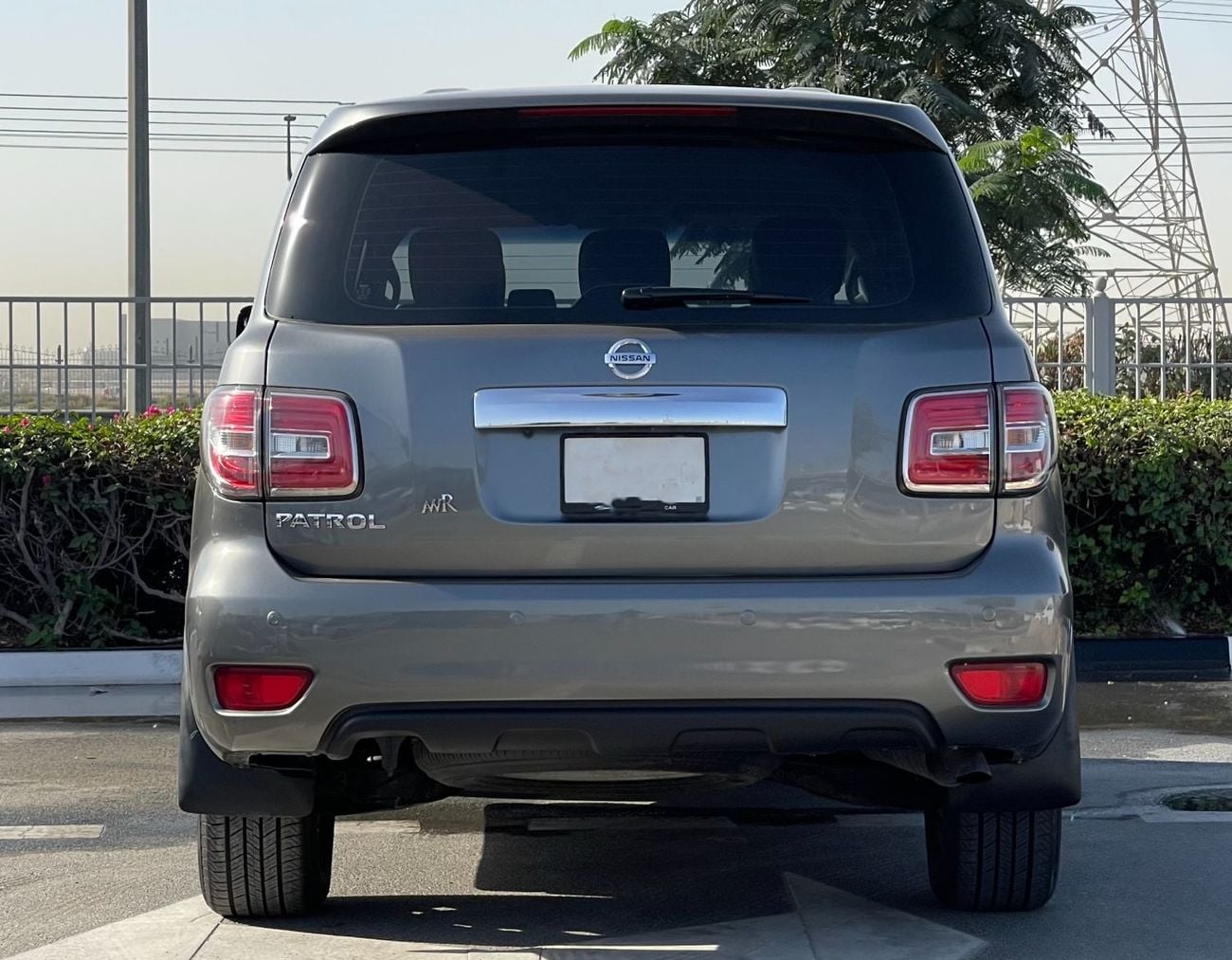 نيسان باترول V6 4.0L-6CYL GCC EXCELLENT CONDITION