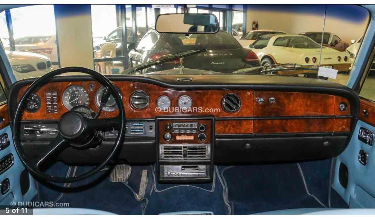 Rolls-Royce Silver Shadow