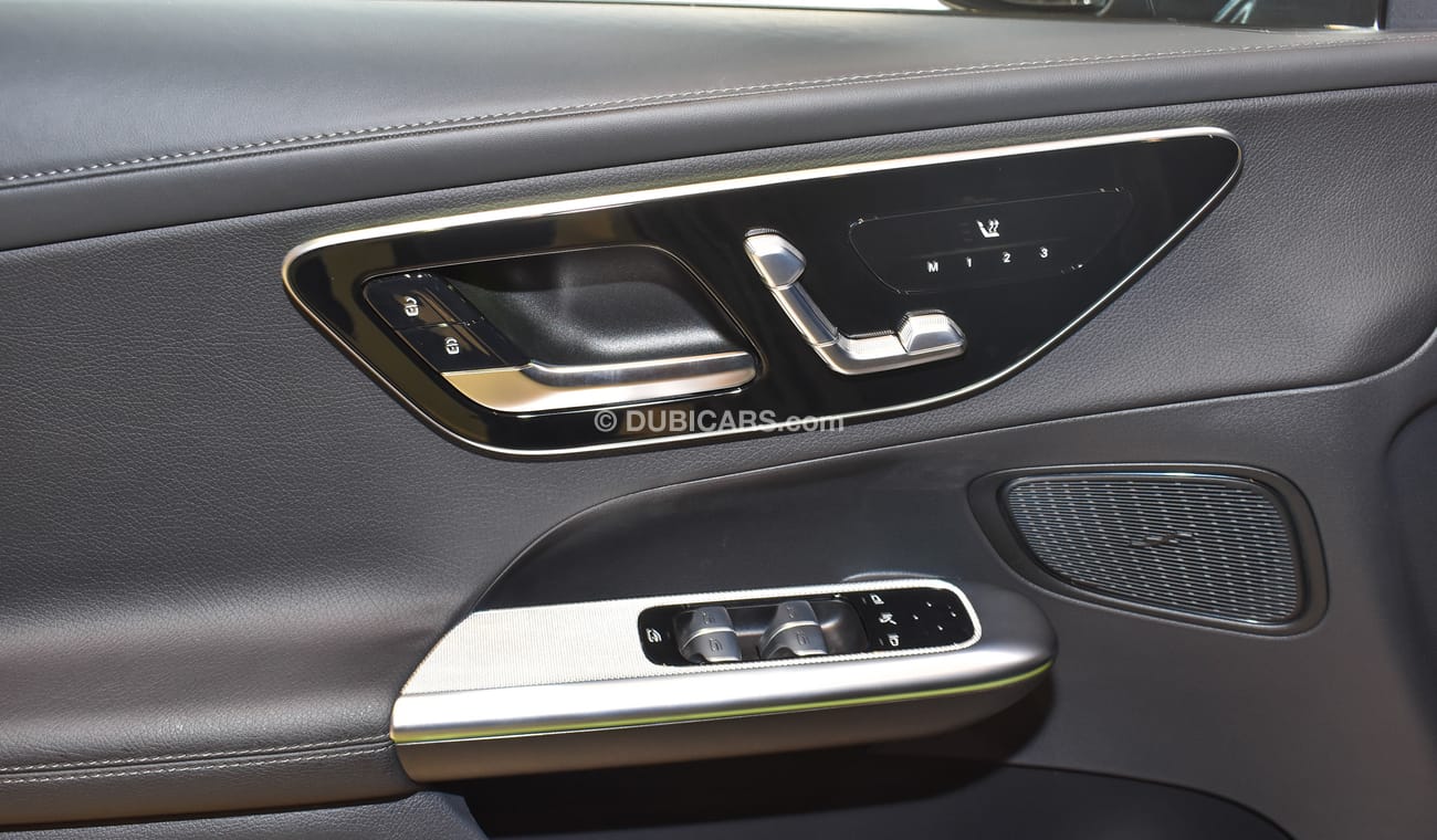 مرسيدس بنز GLC 300 4Matic