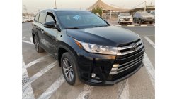 Toyota Highlander 2017 TOYOTA HIGHLANDER XLE AWD / Full Option-Mint Condition