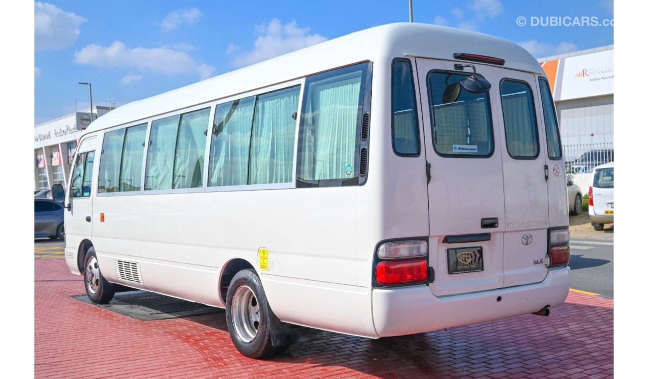 Toyota Coaster 2016 | TOYOTA COASTER DLX HIGH-ROOF | 26-SEATS DIESEL | GCC | VERY WELL-MAINTAINED | SPECTACULAR CON