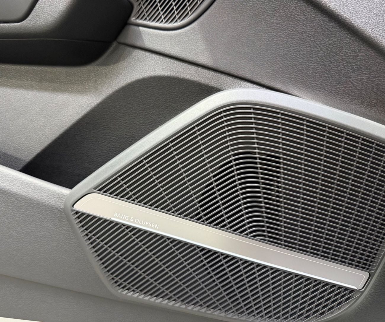 أودي SQ5 Sportback TFSI quattro 3.0L