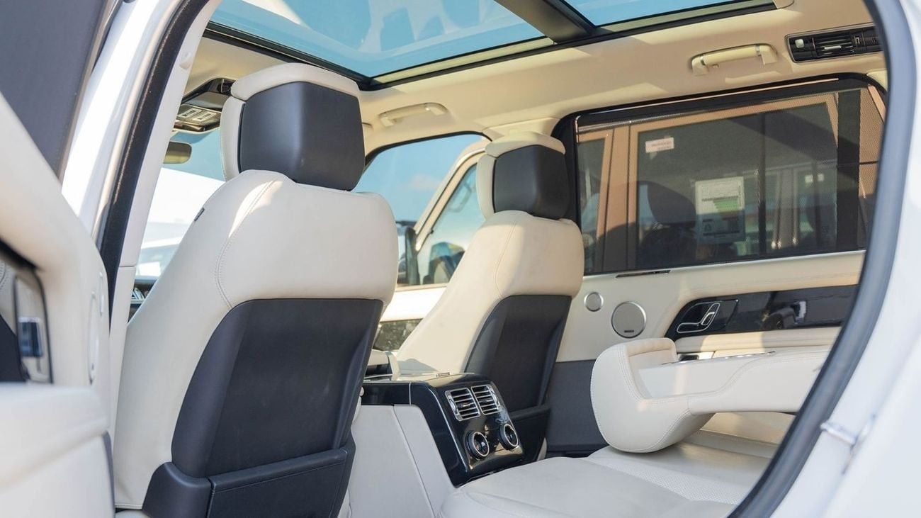 Land Rover Range Rover 2020 Land Rover Range Rover Vogue Long Wheelbase Supercharged V8 5.0L AT Petrol