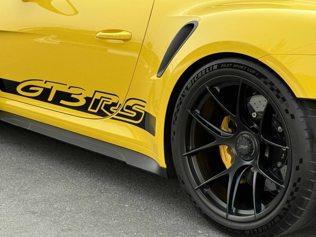 بورش 911 GT3 RS 4.0L (520 HP) Coupe