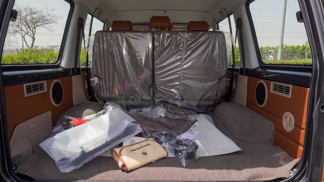 Toyota Land Cruiser 70 LX 4.0 L V6