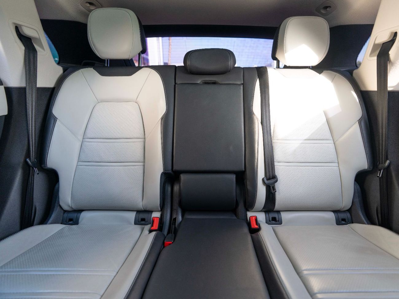 بورش كايان Base Coupe