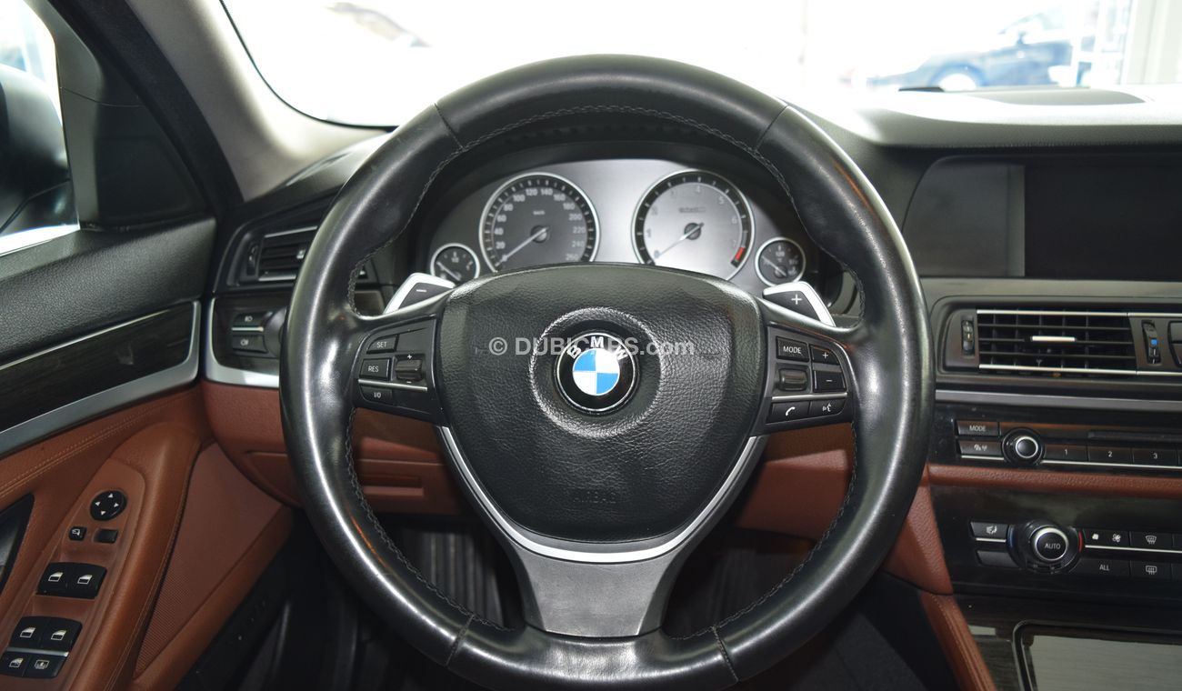 BMW 523i i