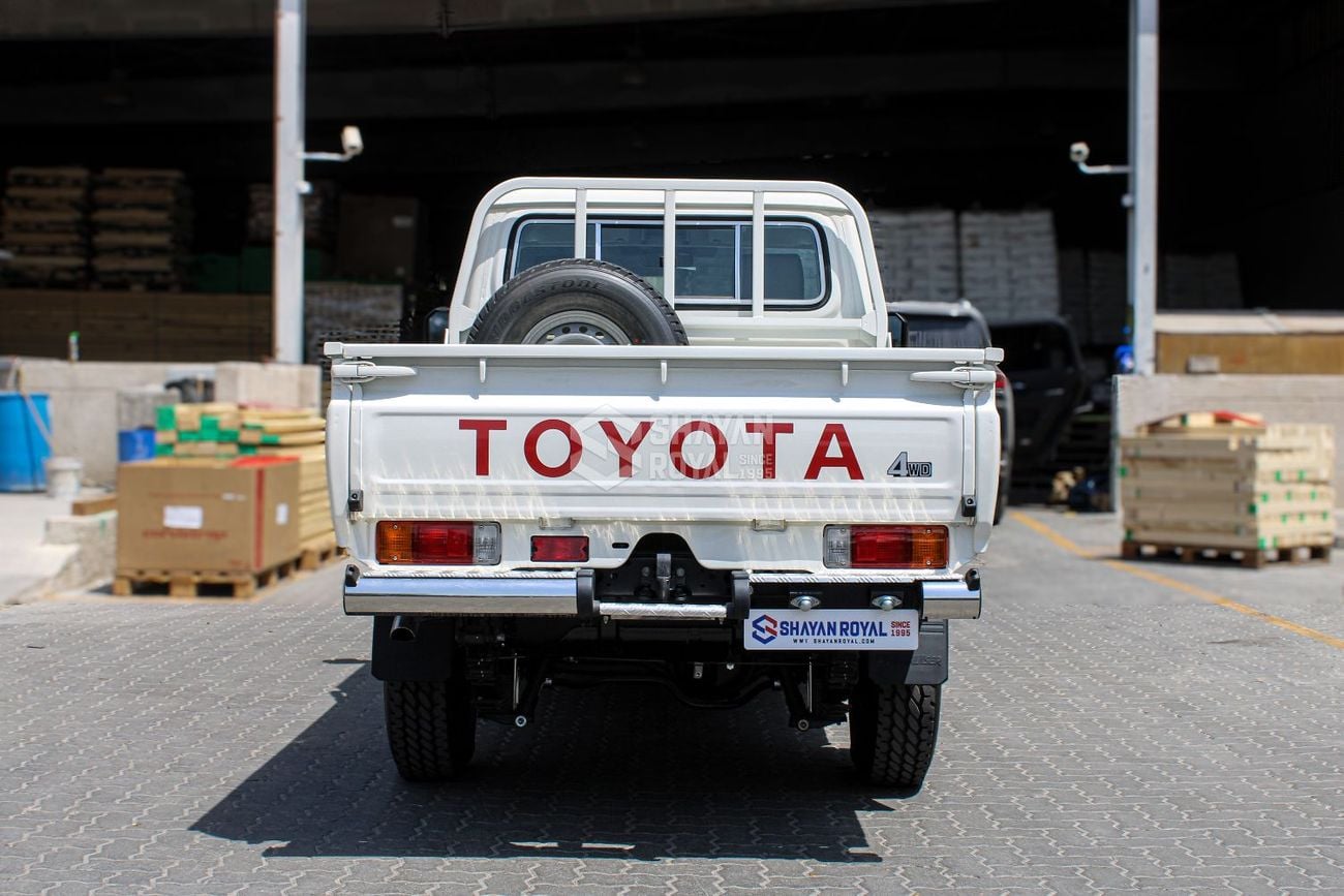 Toyota Land Cruiser Pick Up LC79 2.8L DIESEL STANDARD-E SC AT 2026MY