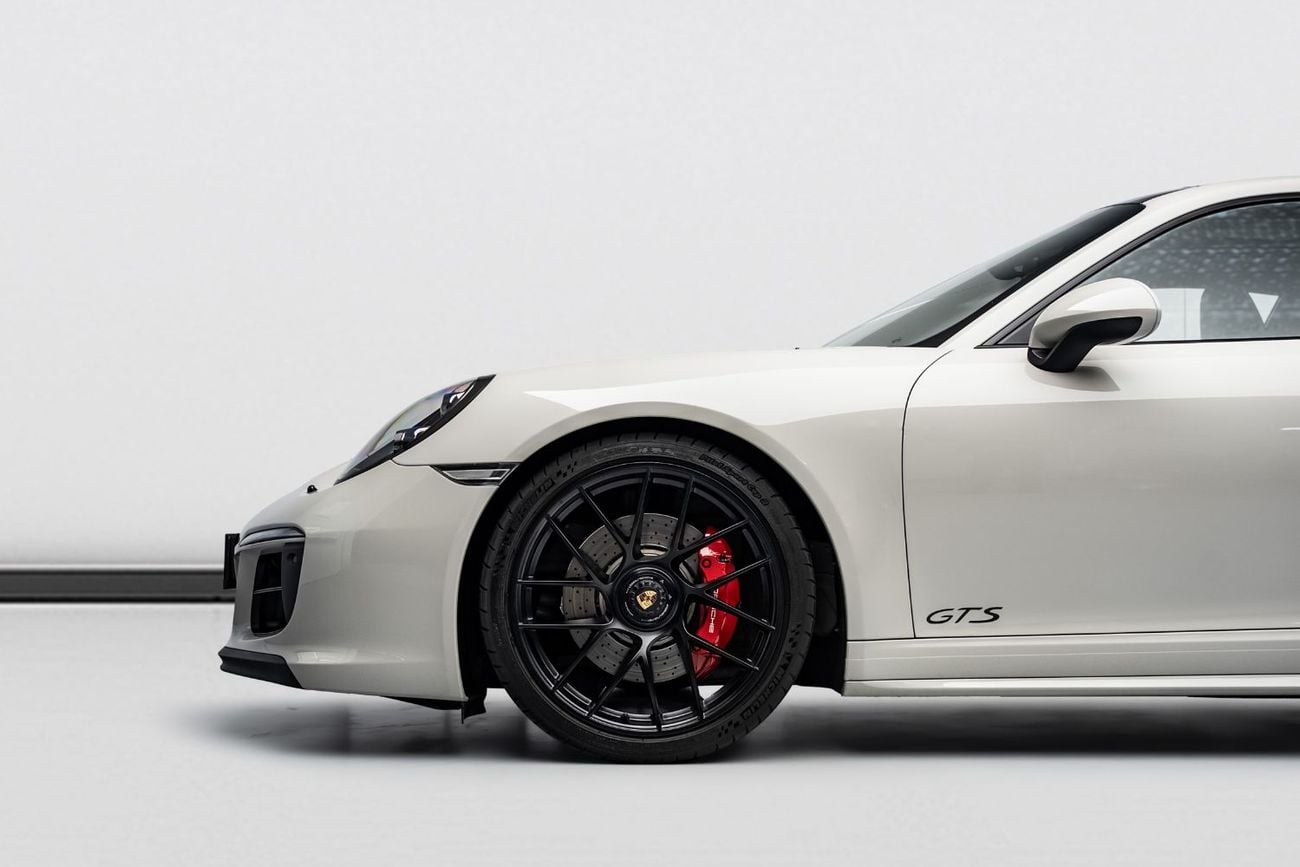 Porsche 911 Carrera 4GTS 3.8L Coupe SUMMER STARTS NOW | EXCLUSIVE DEAL BY BLACKLINE September 2027 Porsche Warra
