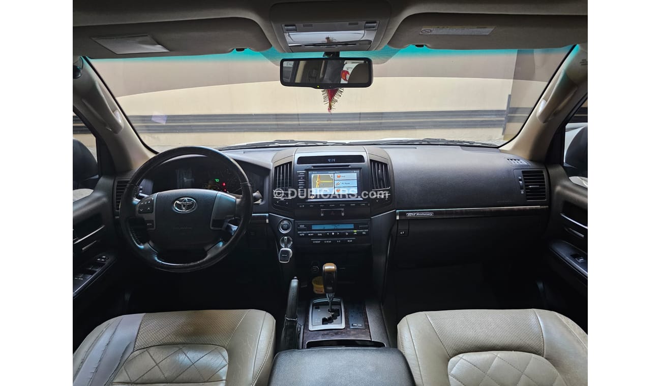 Toyota Land Cruiser GXR