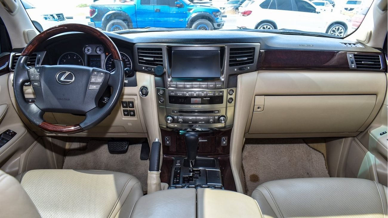 Lexus LX 570