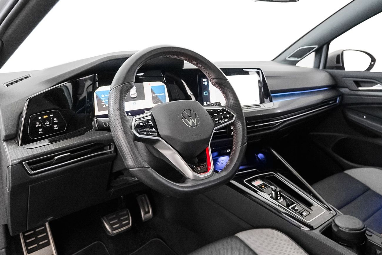 فولكس واجن جولف GTI P2