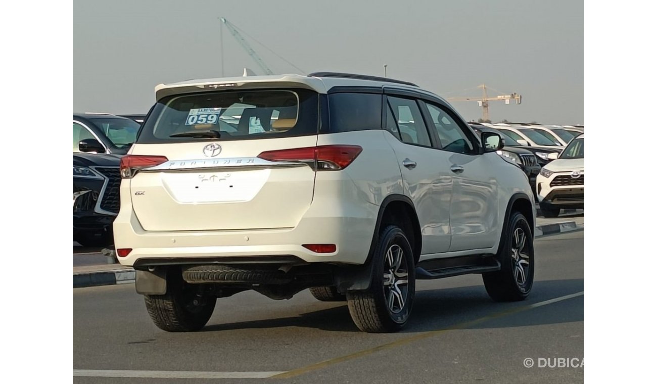 Toyota Fortuner GX,2.7L Petrol, Leather Seats, Rear Parking Sensors Looks Like New Condition (LOT # 104788)