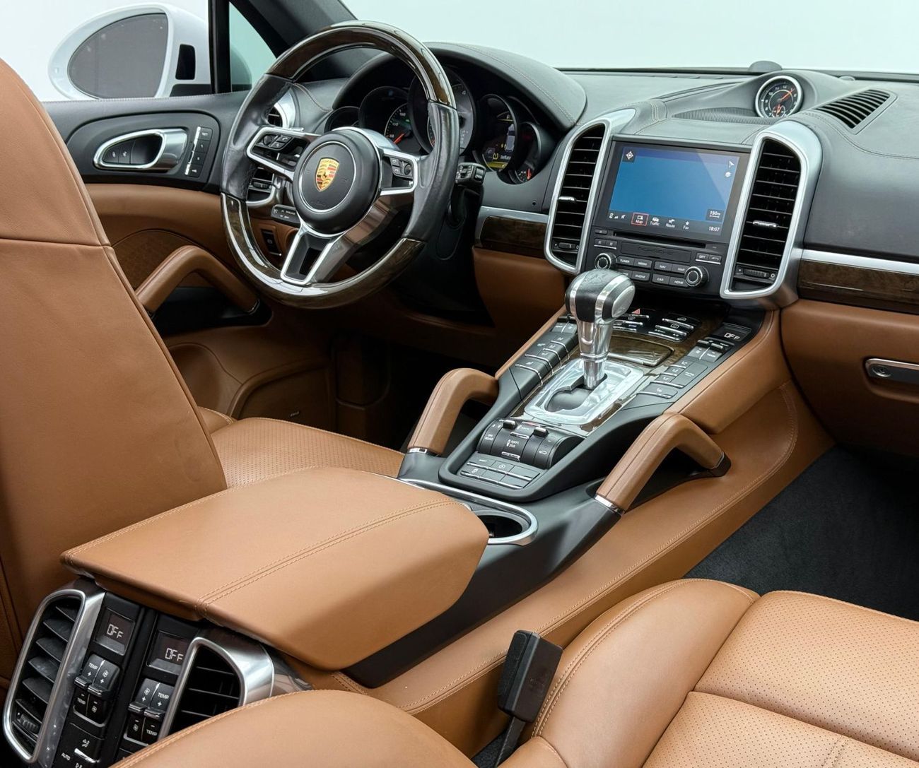 بورش كايان S Platinum Edition 3.6L 2017 Porsche Cayenne S Platinum Edition, Full Service History, GCC