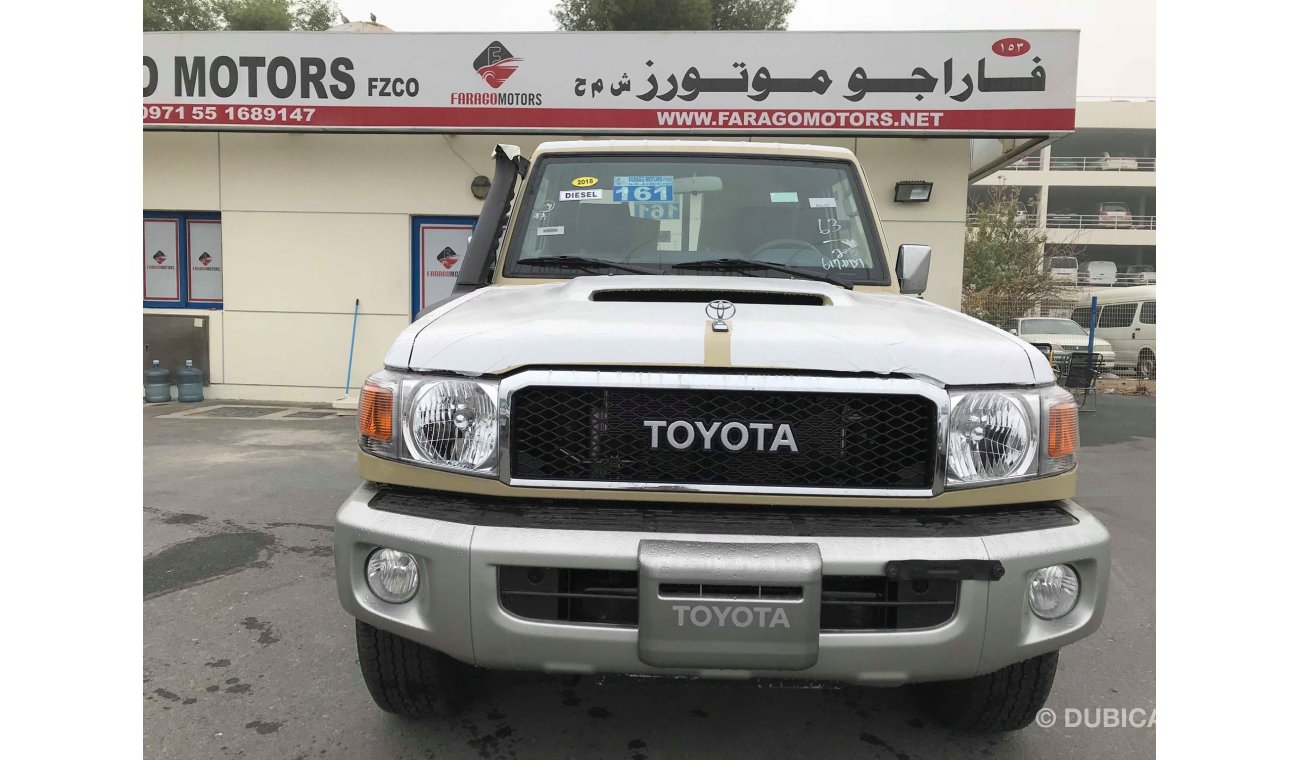 Toyota Land Cruiser Pick Up VDJ79 V8 DIESEL FULL OPTION