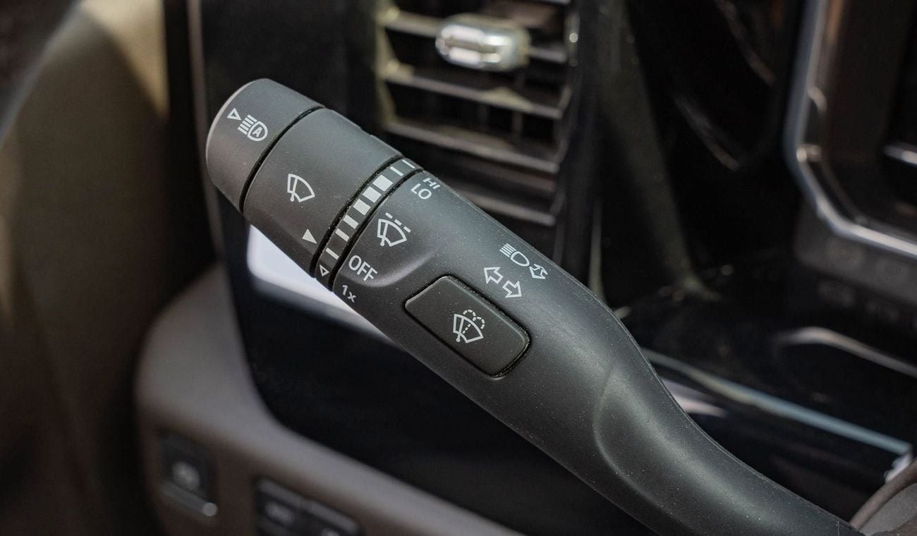 GMC Sierra 2025 GMC Sierra SLE V8 5.3L AT Petrol Single Cab (Gray)