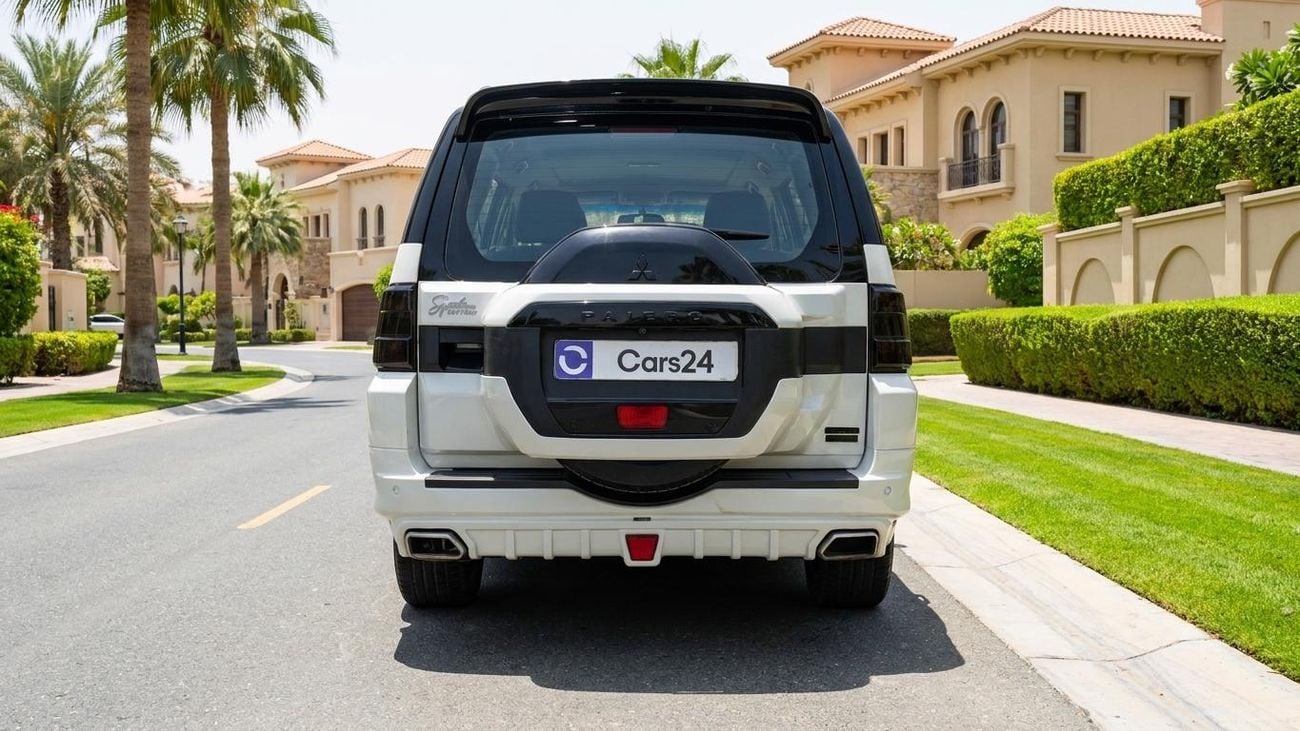 ميتسوبيشي باجيرو كارس24 هي سوق ضخم للسيارات المستعملة موثوق ومضمون ٪كارس24 هي سوق ضخم للسيارات المستعملة موثوق ومضمون