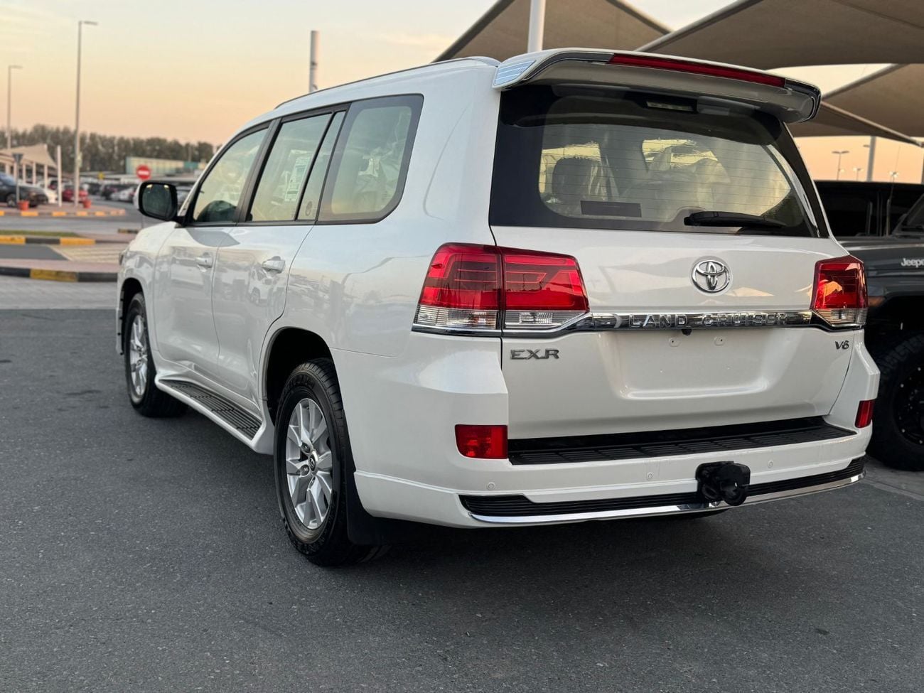 تويوتا لاند كروزر EXR 4.0L AWD