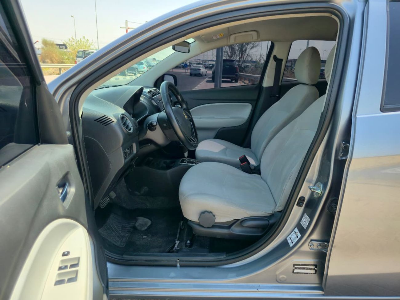 ميتسوبيشي اتراج GLX Full 1.2L