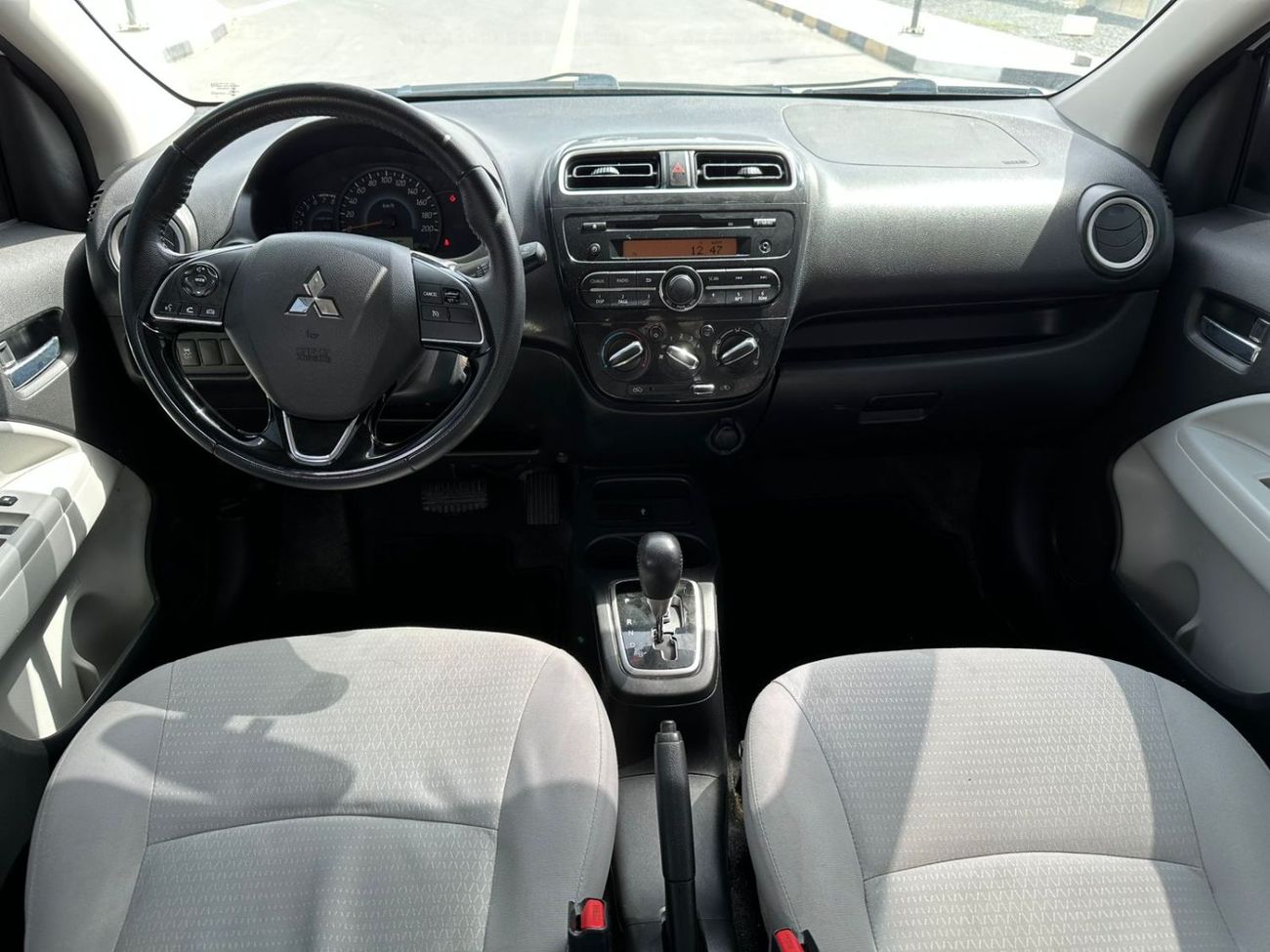 ميتسوبيشي اتراج GLX Base 1.2L