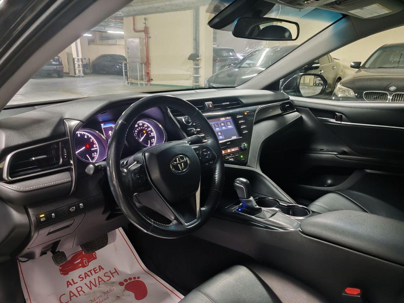 تويوتا كامري SE 2.5L (181 HP)