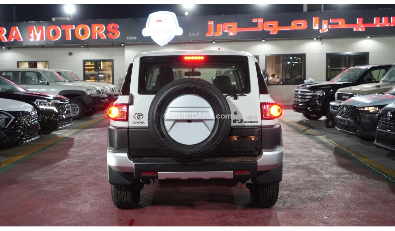 تويوتا إف جي كروزر 2023 TOYOTA FJ CRUISER  4.0L V6- PETROL WITH CRAWL SYSTEM, 4WD ,CRUISE CONTROL, SCREEN,  COMPRESSOR