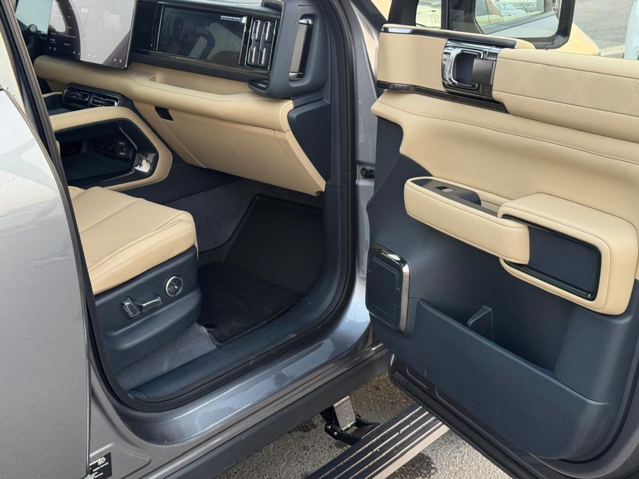 BYD Leopard 5 BYD LEOPARD 5 ULTRA 2025