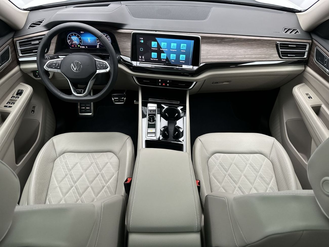 فولكس واجن تيرامونت R-Line 3.6L