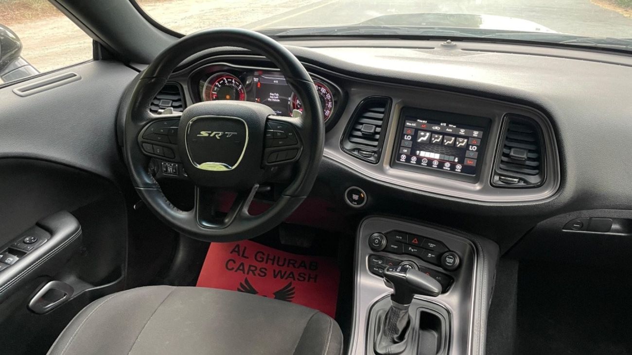 Dodge Challenger R/T 5.7L (370 HP)