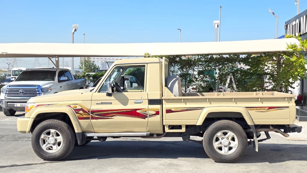 Toyota Land Cruiser Pick Up 2018 TOYOTA LC79 SINGLE CABIN M/T BEIGE COLOR