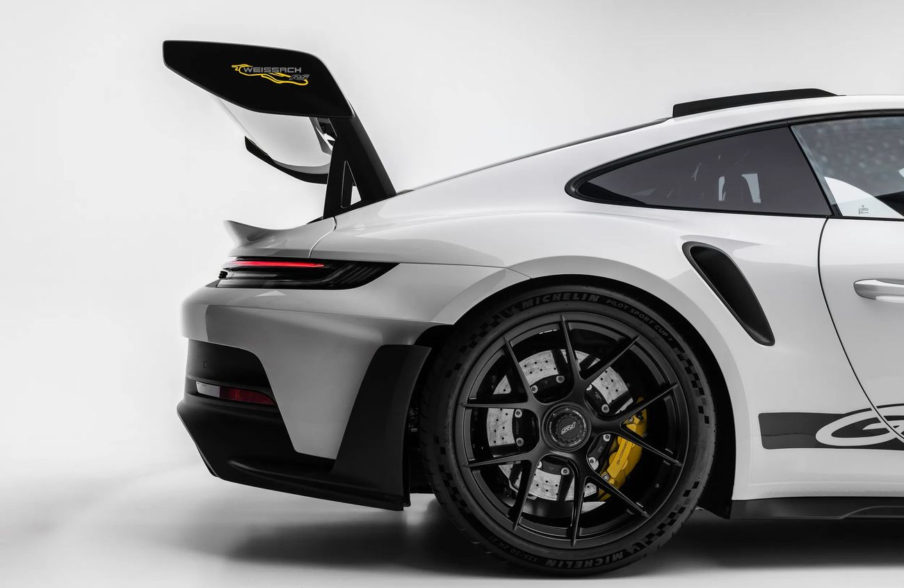 Porsche 911 4.0L F-6 Naturally Aspirated Engine