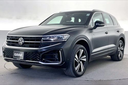 Volkswagen Touareg 3.0 V6 TFSI R-LINE 4WD AUTO | Guaranteed Warranty | 0 Down Payment