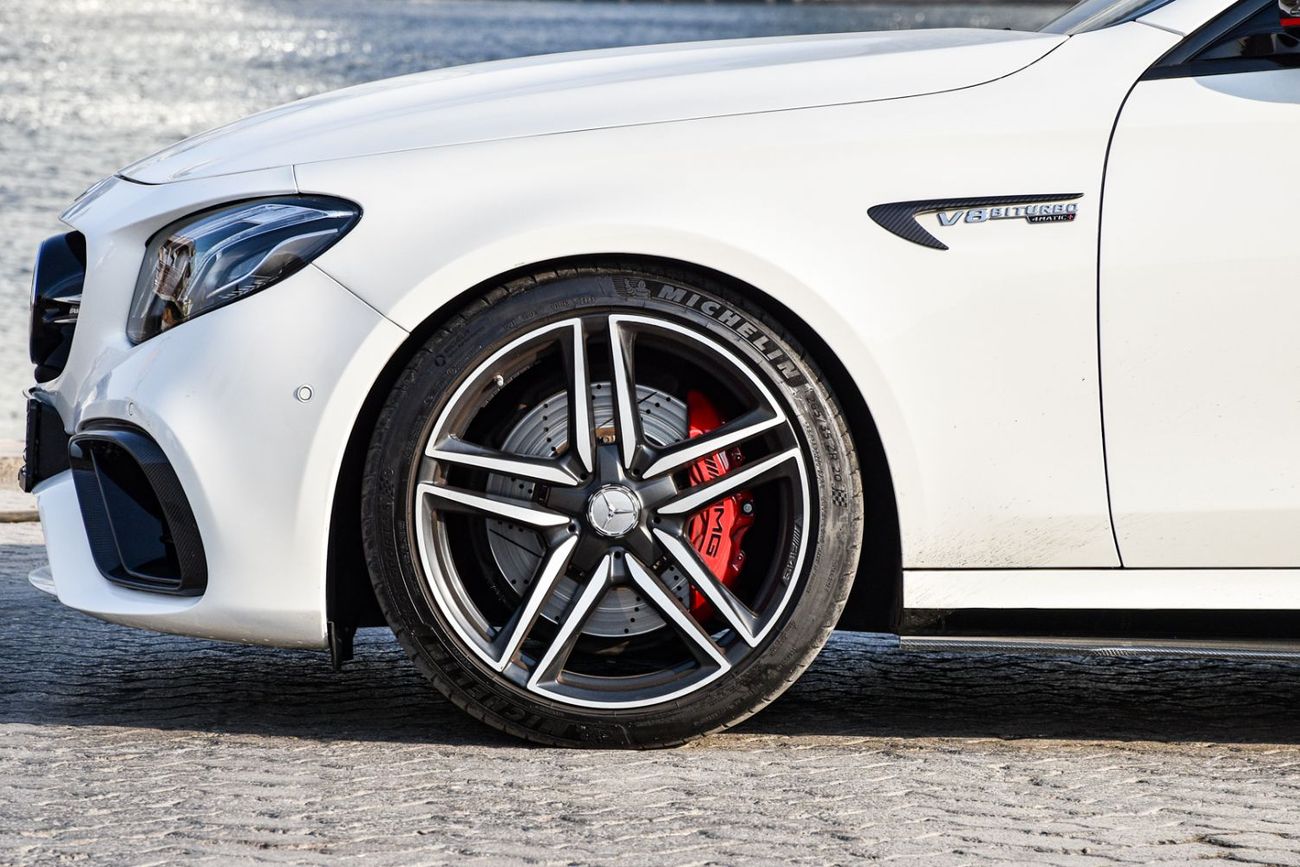 Mercedes-Benz E 63 S AMG Std 4.0L E63 4Matic+ AMG 2018 LOW MILAGE NO ACCODENT