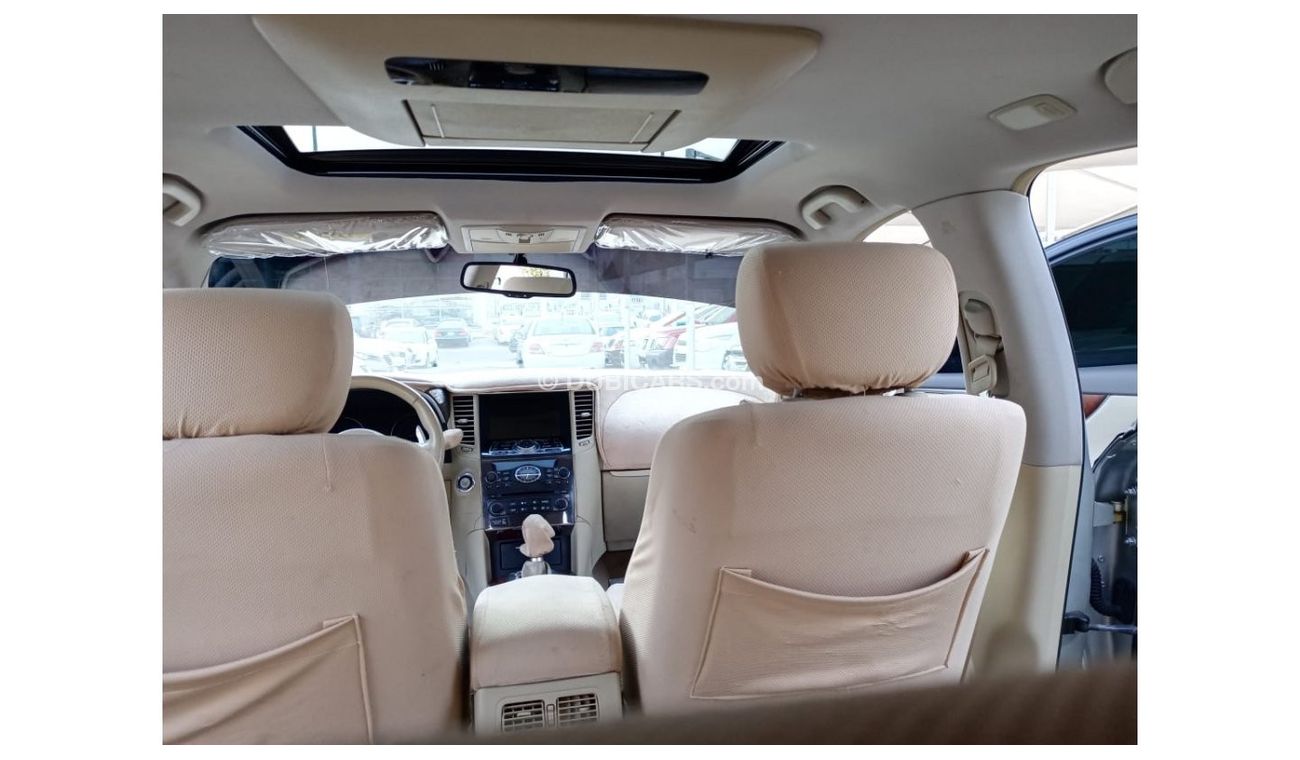 Infiniti FX50 Infiniti FX50 Gulf model 2009, paint, agency number one, leather hatch, sensors, alloy wheels, cruis