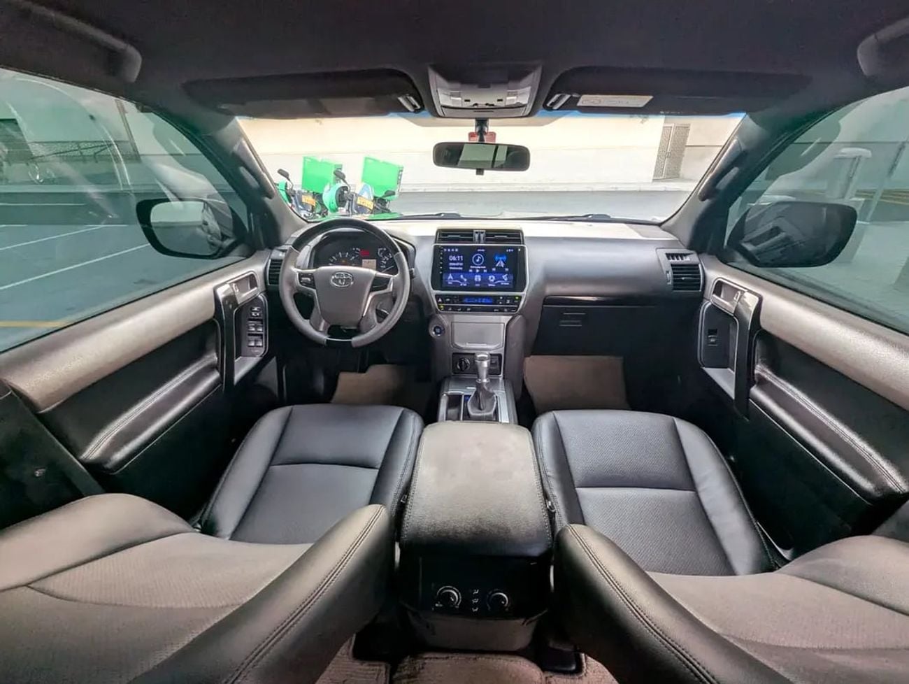 تويوتا برادو VXR | GCC Specs | V6 4.0L | Full Option | Excellent Condition