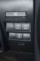 Toyota Land Cruiser VX 3.5L HYBRID