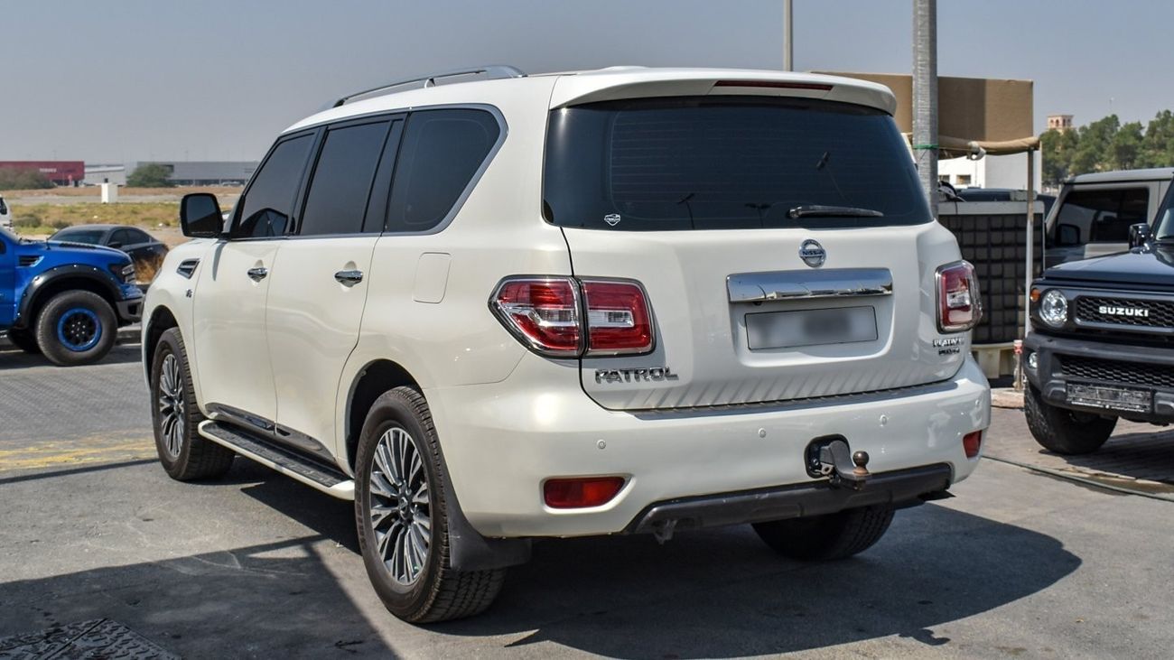 Nissan Patrol SE With Platinum kit