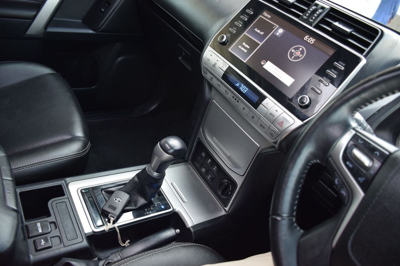 Toyota Prado 4X4 Diesel 2.8L Full Option (Right Hand)