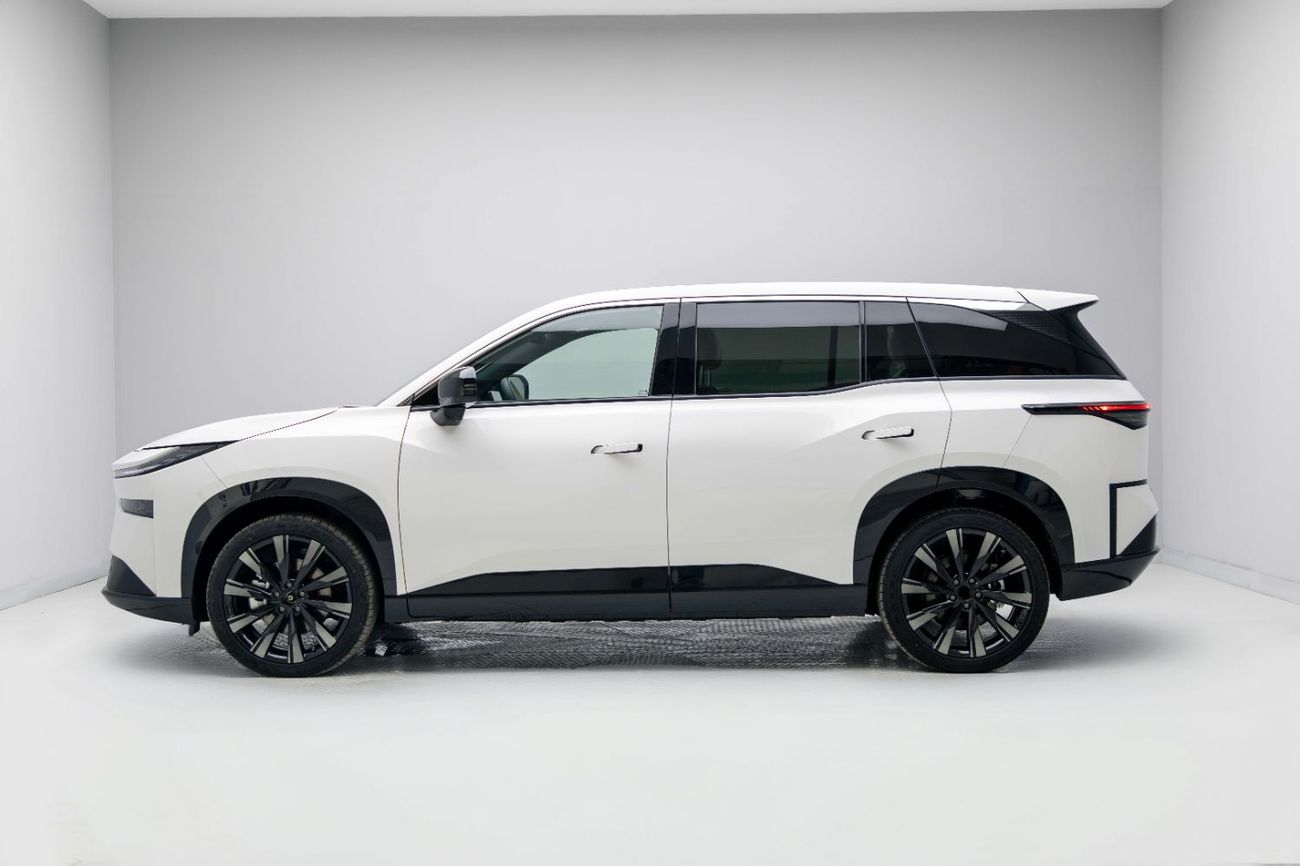 Toyota BZ3X MAX - White Inside Beige | Export Only