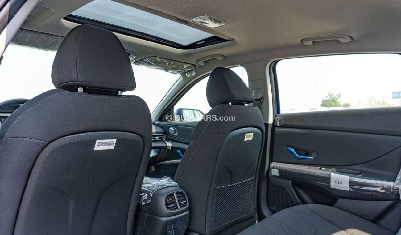 Hyundai Elantra GLS 2022 Hyundai elantra 1.6L Petrol