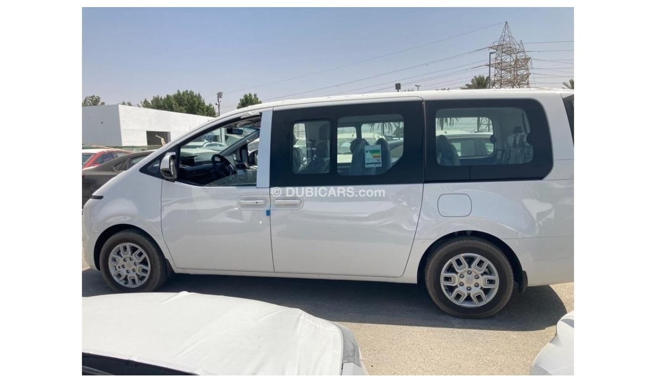 Hyundai Staria HYUDAI STARIA 2.2 DEISEL ENGINE 11-SEATER 2022MY EXPORT ONLY